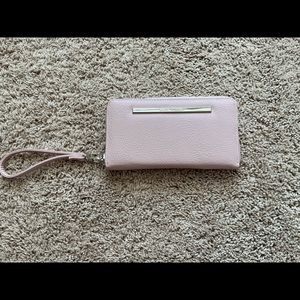 Blush pink Steve Madden clutch never used